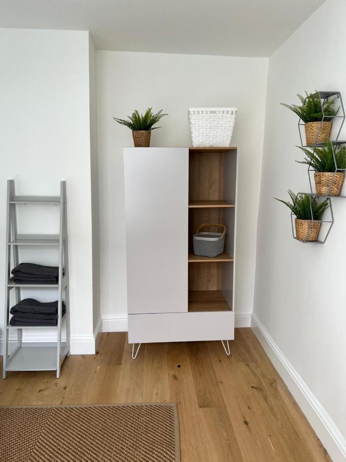 Lovely 1 Bed Flat *Free Parking* Hoe/Barbican Plymouth Exterior photo